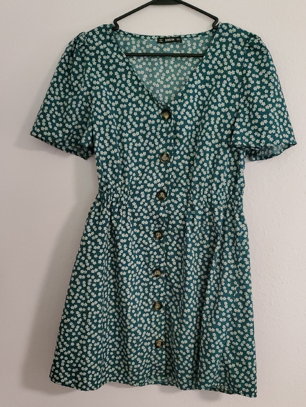 SHEIN Ditsy Floral Button-Front Dress